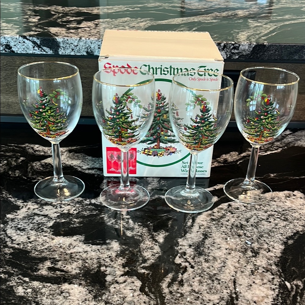 Spode Festive Christmas Tree Wine Glasses